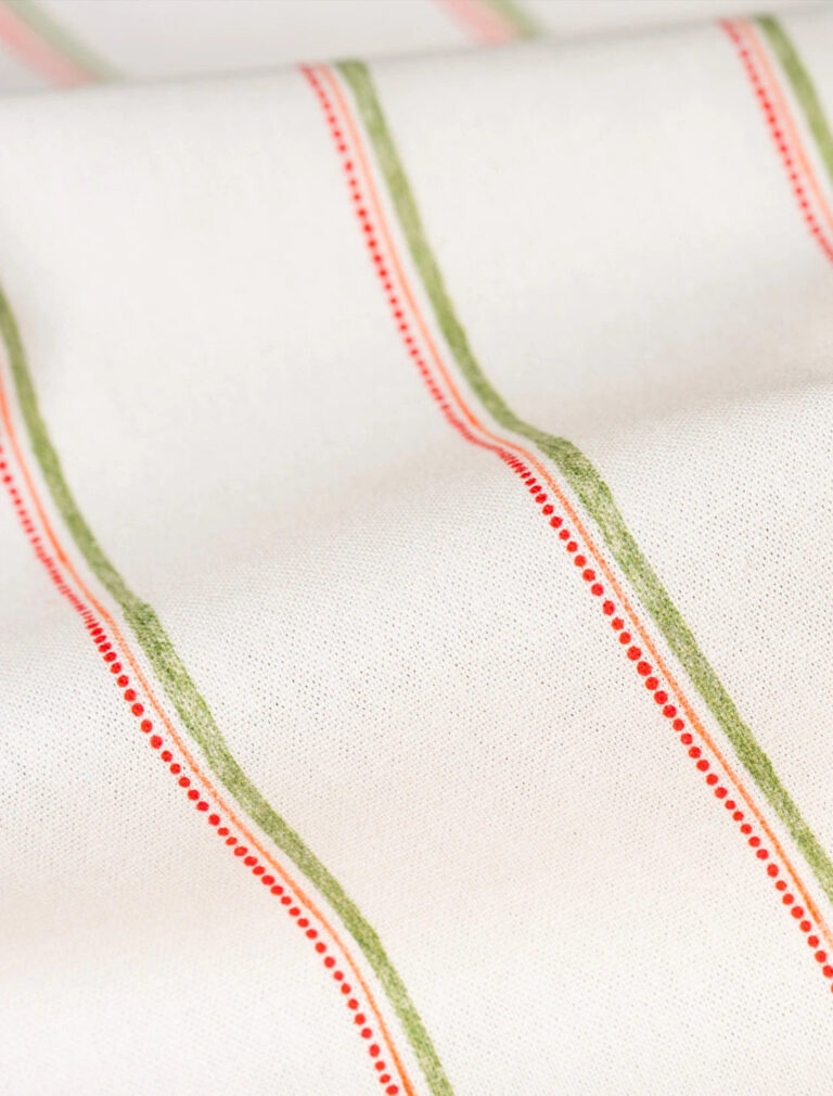 Maison Primavera - Coussin en coton et lin à motif Marguerite et Lisière - La Clé des champs