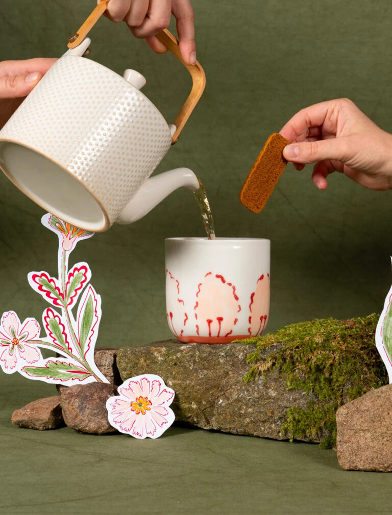 Maison Primavera - Tasse à thé en porcelaine à motif Marguerite - La Clé des champs