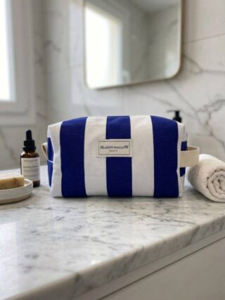 MAISON MALLOW - Trousse de toilette XXL à rayures bleues et blanches – poignée écrue