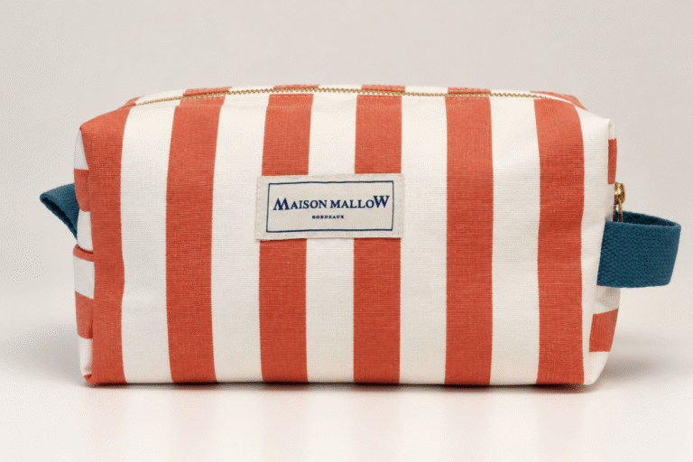 Maison Mallow - Trousse de toilette XXL à rayures rouge corail et blanc