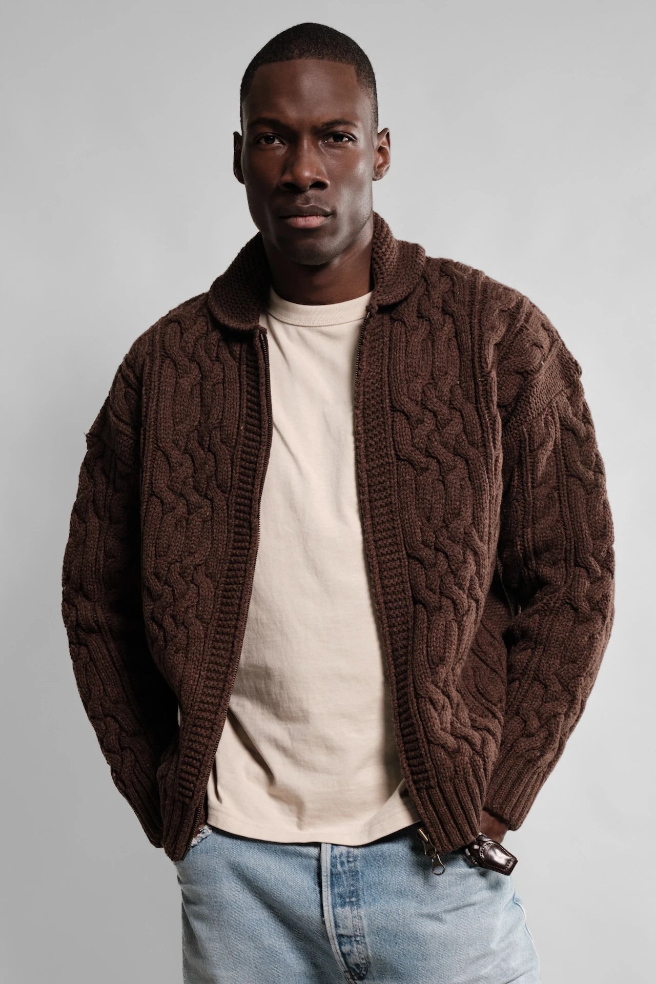 VESTE TORSADES CHOCO LAINE RECYCLEE OHANNES 2 Nitto Knitwear - Veste Ohannes - Choco – XL
