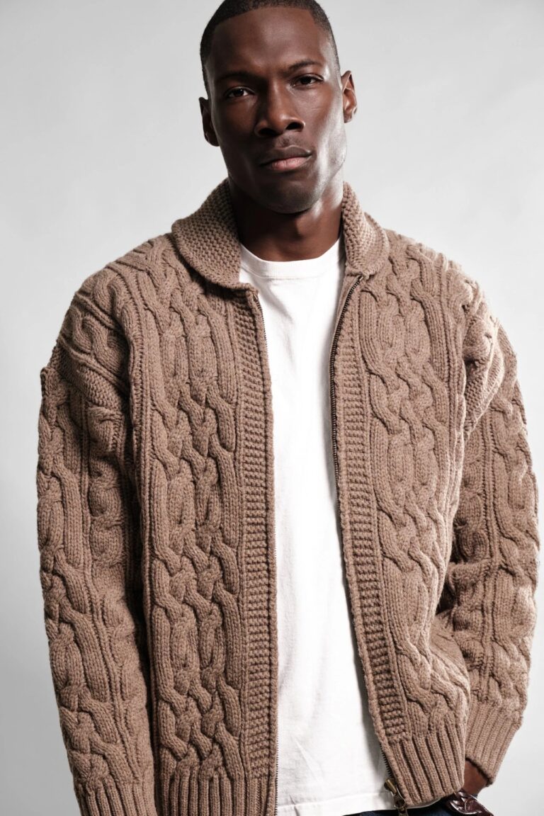VESTE TORSADES TAUPE LAINE RECYCLEE OHANNES 2 Nitto Knitwear - Veste Ohannes - Taupe – XXL