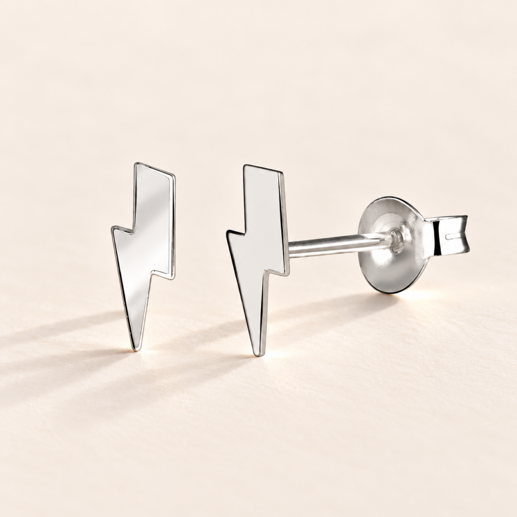 annah cruz boucle puce eclair argent 1024x1024 1 Annah Cruz Bijoux - Puce d'oreilles éclair Argent