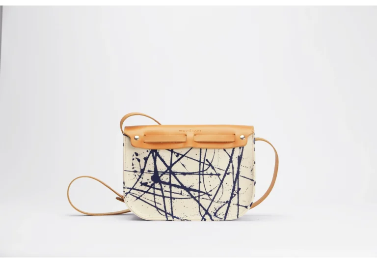 Monébari - Sac besace en toile et cuir - Édition Les Traits Bleus