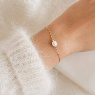 MAISON MALLOW - Bracelet Bow en gold filled 14K et perle d’eau douce baroque