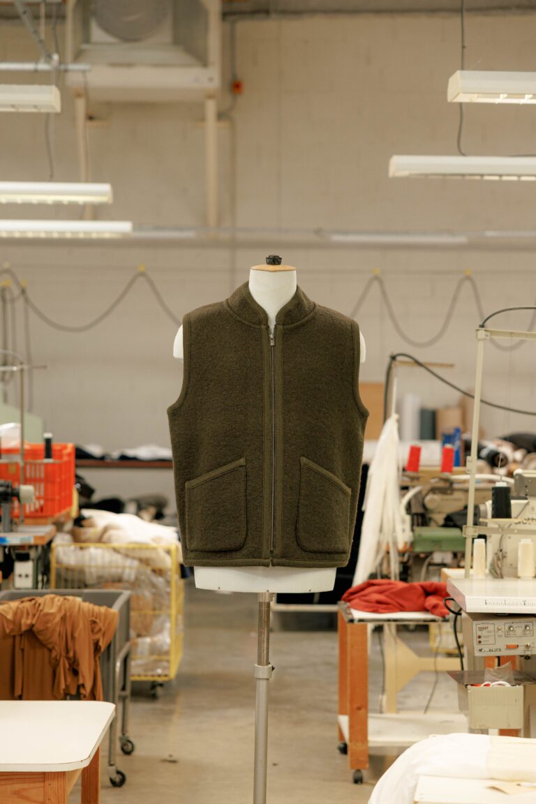 100% Laine bouillie fabriquée en France - Veste sans manche RIVO Kaki – M
