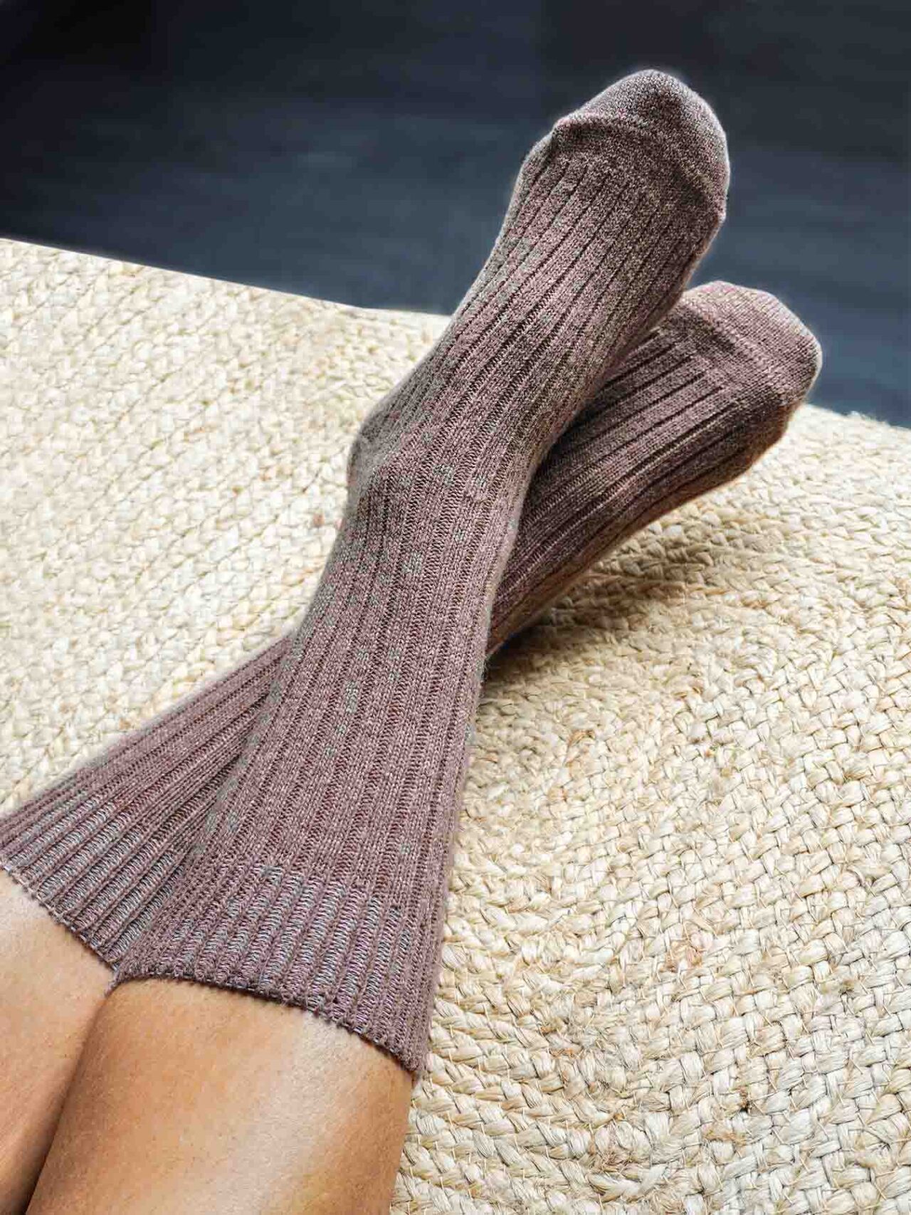 chaussete beige mi haute chaude laine nouveau marron Maison Tricolore - Les Chaussettes Hautes Françaises en Laine - Marron