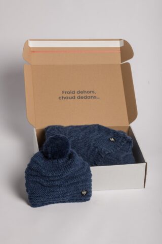 Coffret Cadeaux Bonnet Delia X Cape Elini par la marque Pipolaki Pipolaki - Coffret Cadeaux Bonnet Delia X Cape Elini