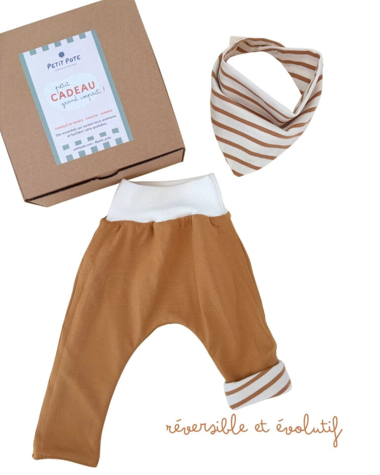 Petit Pote - Coffret naissance Sarouel + Bavoir – 0-3 mois / Rayé Caramel