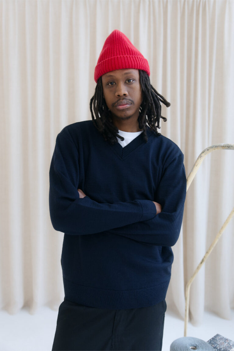100% Laine Mérinos - Col V Fin VECA Navy – XXL