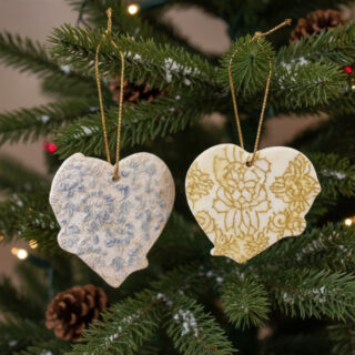 Décoration de Noël argile autodurcirante coeur par la marque L’atelier de Patricia L’atelier de Patricia - Décoration de Noël argile autodurcirante coeur