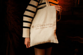 Sac signature premium personnalisé 100% recyclé par la marque L’Effet Clochette L’Effet Clochette - Sac signature premium personnalisé 100% recyclé