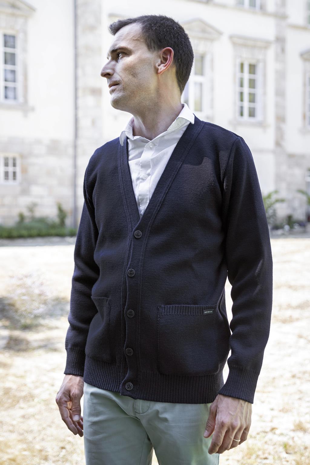 gilet homme 100 laine marine marine 9741633 Baie des Caps - GILET HOMME 100 % laine MARINE – Marine / XS