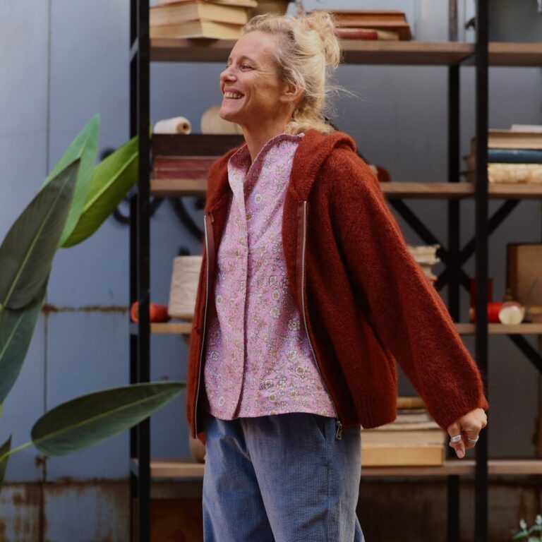 Quintessence - Gilet zippé à capuche Tulia — mohair écureuil – Taille unique