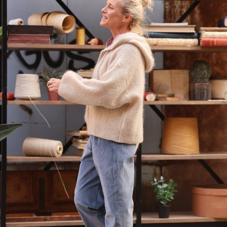 Quintessence - Gilet zippé à capuche Tulia — mohair ficelle – Taille unique
