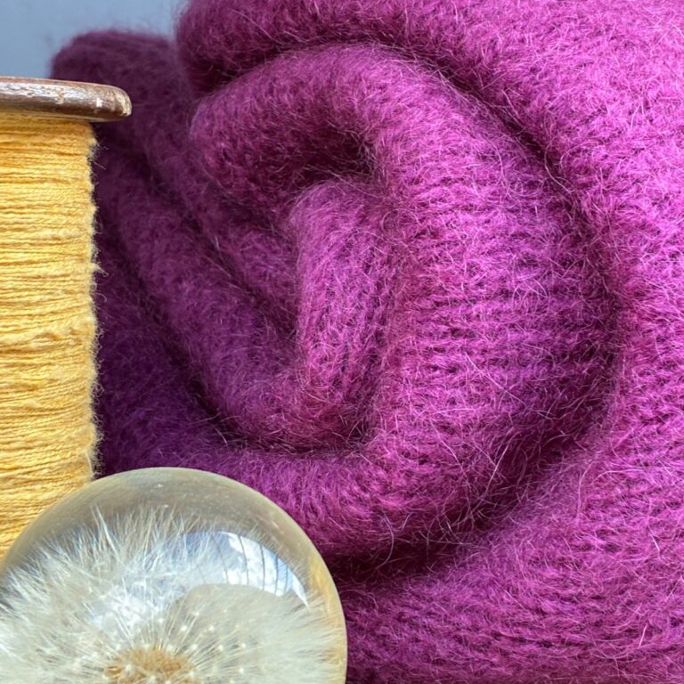 Quintessence - Gilet zippé à capuche Tulia — mohair lilas – Taille unique