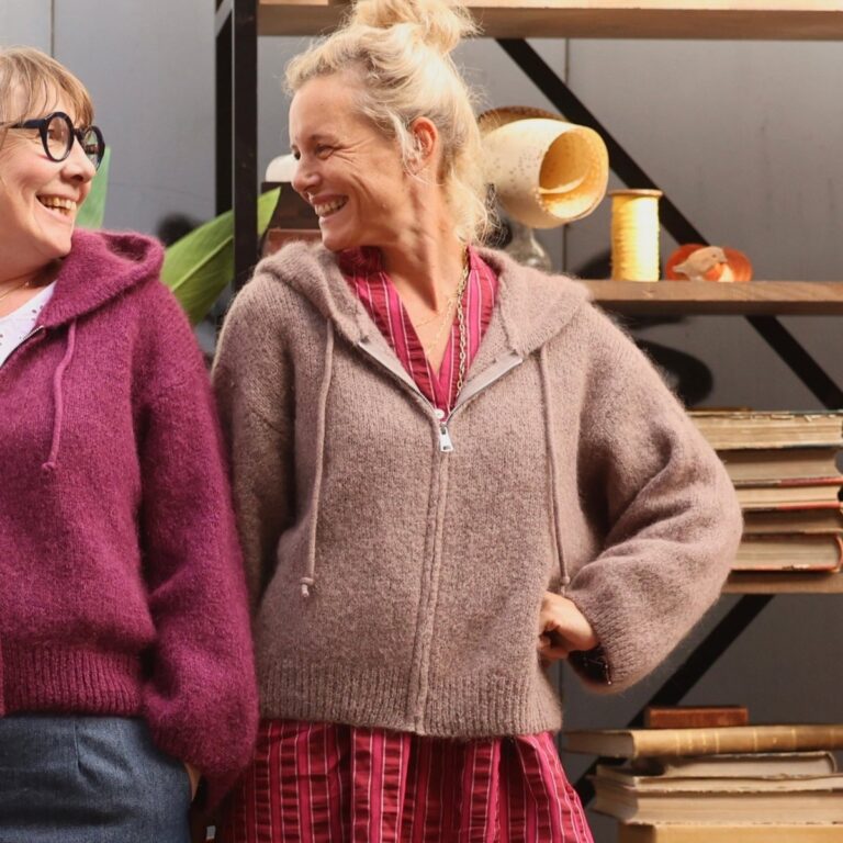 Quintessence - Gilet zippé à capuche Tulia — mohair moka – Taille unique