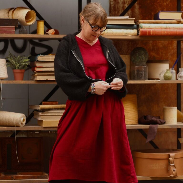 Quintessence - Gilet zippé à capuche Tulia — mohair noir – Taille unique