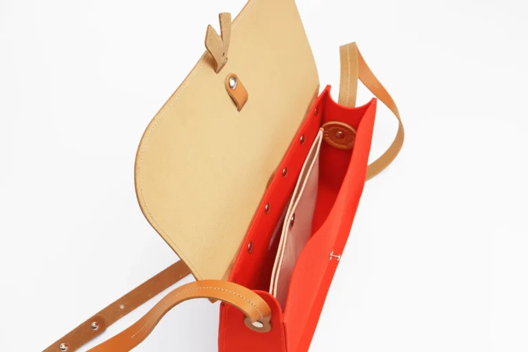 Monébari - Sac à bandoulière en toile et cuir -Le 27- orange