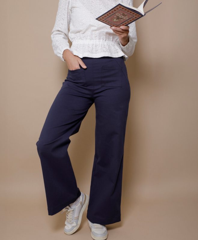 pantalon ample ajuste a la taille poches devant bleu marine serge coton upcycle 659x800 1 April & C. - Pantalon Zack – xl