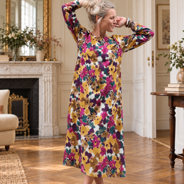 Quintessence - Robe Perrine — Viscose imprimée Brume de grenat – XXL