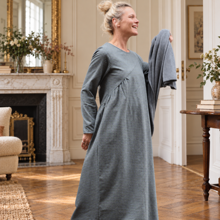 Quintessence - Robe Perrine — Flanelle de coton carreaux grisés – XXL