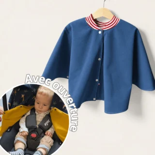 Poncho avec ouverture spécial voiture approuvé par Sécurange – Bleu par la marque Les Mômes des Dômes Les Mômes des Dômes - Poncho avec ouverture spécial voiture approuvé par Sécurange – Bleu