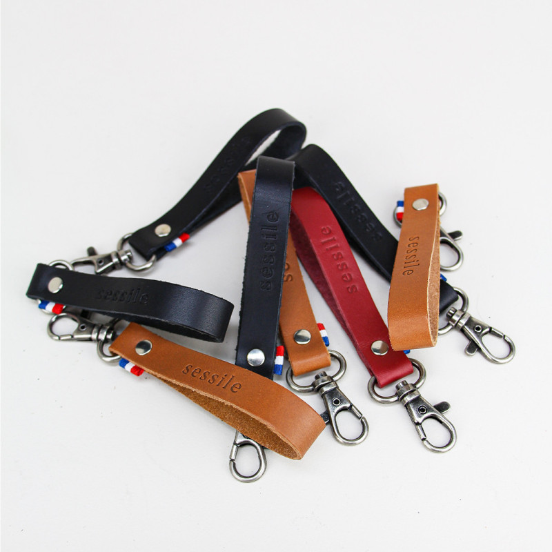 porte cles upcycle noir 1 Sessile.co - Porte-clés Up(cyclé) Noir
