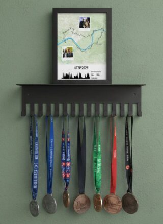 Porte-Médailles en Fer Sportif 2-en-1 par la marque The Post Trace The Post Trace - Porte-Médailles en Fer Sportif 2-en-1