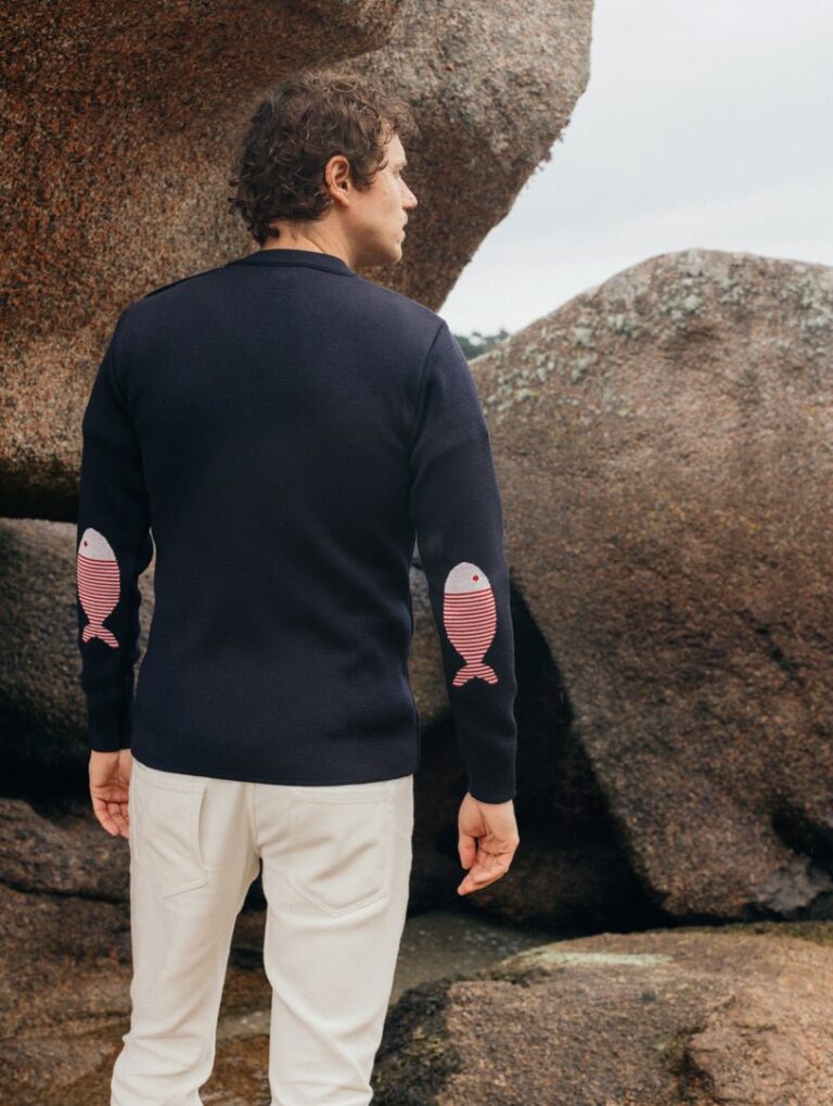 pull a coudieres poisson raye bleu marine 400043 Baie des Caps - Pull marin homme laine vierge à coudières Poisson rayé - Baie des Caps – Bleu Marine / Confort / XXS