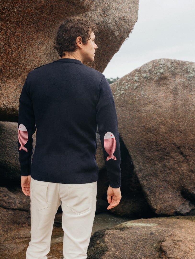pull a coudieres poisson raye bleu marine 400043 Baie des Caps - Pull marin homme laine vierge à coudières Poisson rayé - Baie des Caps – Bleu Marine / Confort / XXS
