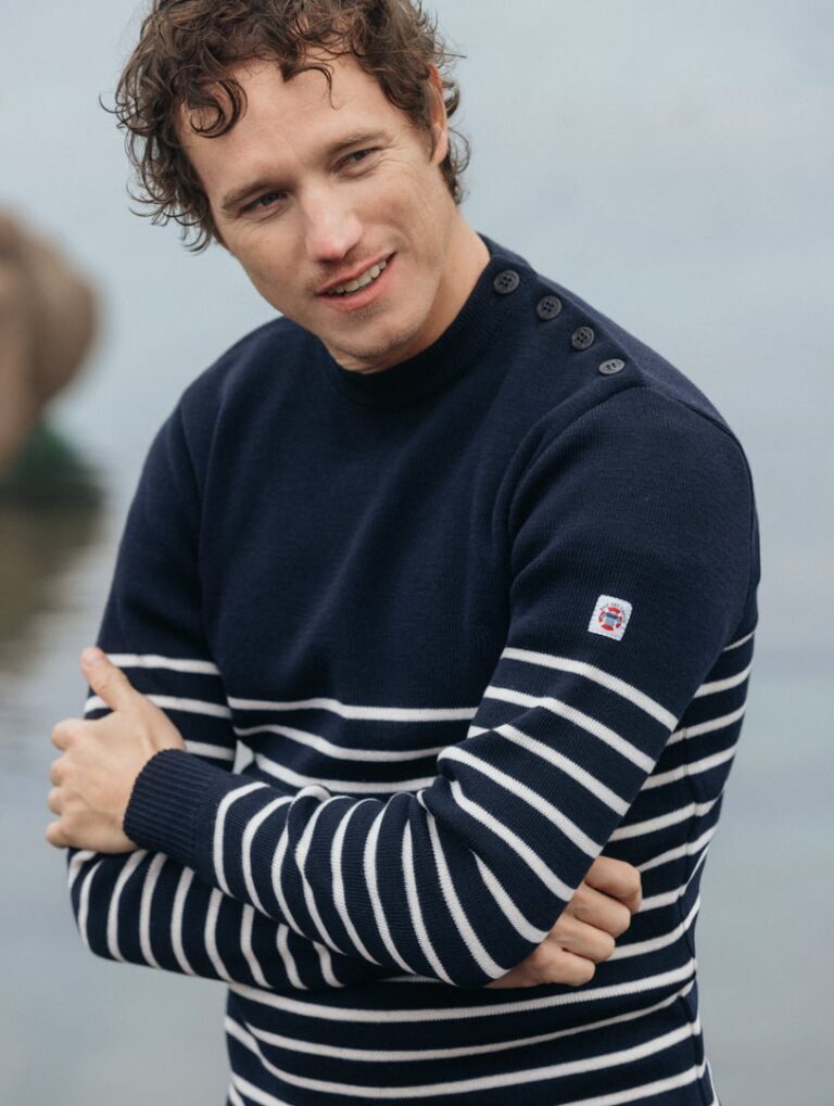 Baie des Caps - Pull marin Erquy 50% laine mérinos — doux et facile d'entretien – Marine Rouge / 4XL