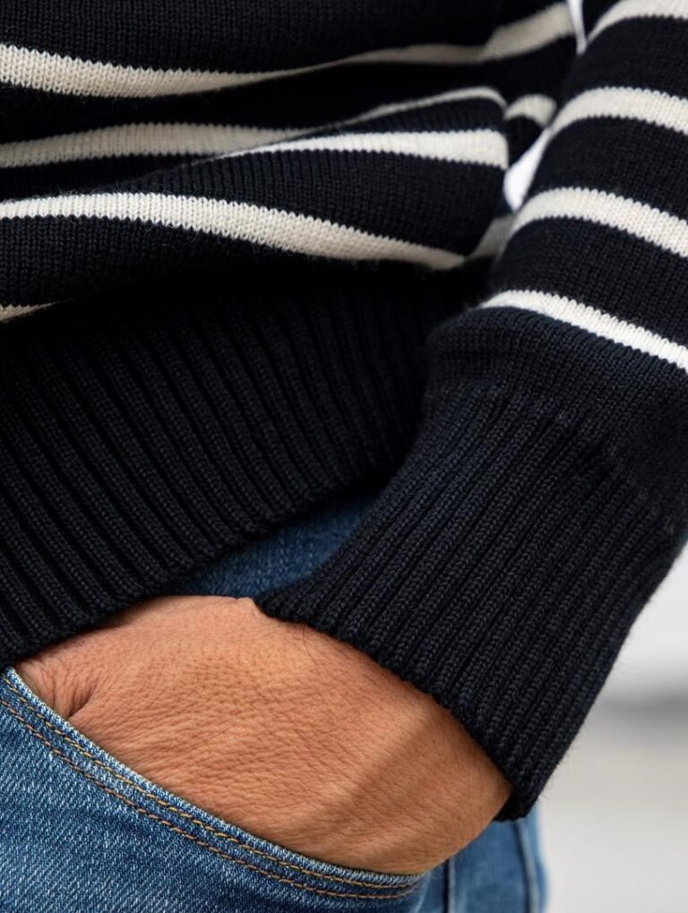 Baie des Caps - Pull marin Erquy 50% laine mérinos — doux et facile d'entretien – Marine Rouge / 4XL