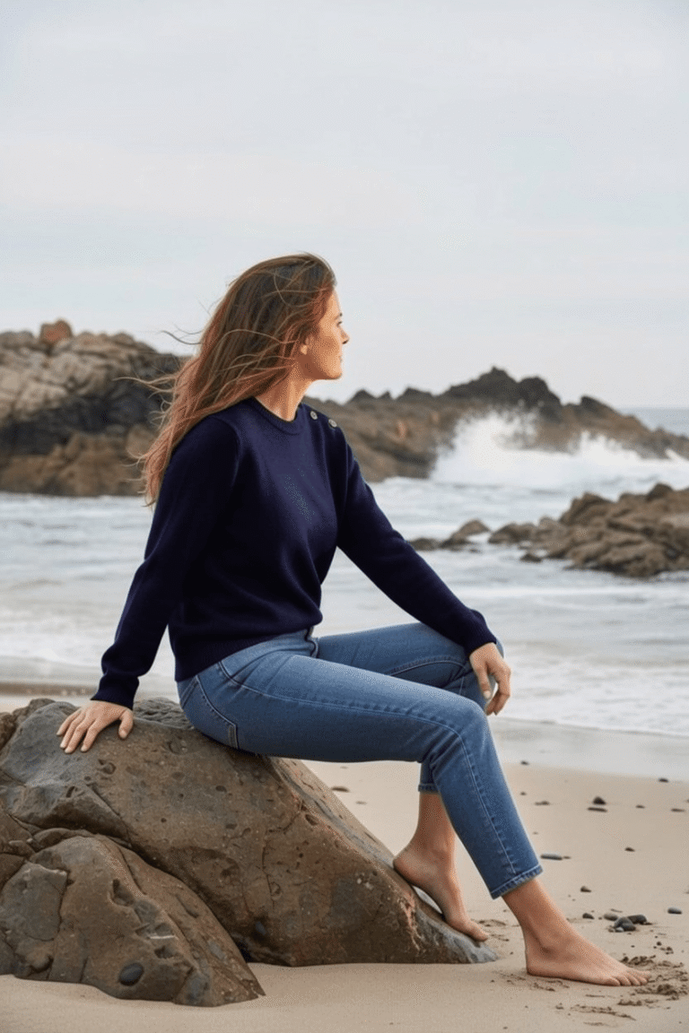 Baie des Caps - Pull marin Erquy 50% laine mérinos — Coupe ample femme – Bleu Marine / S