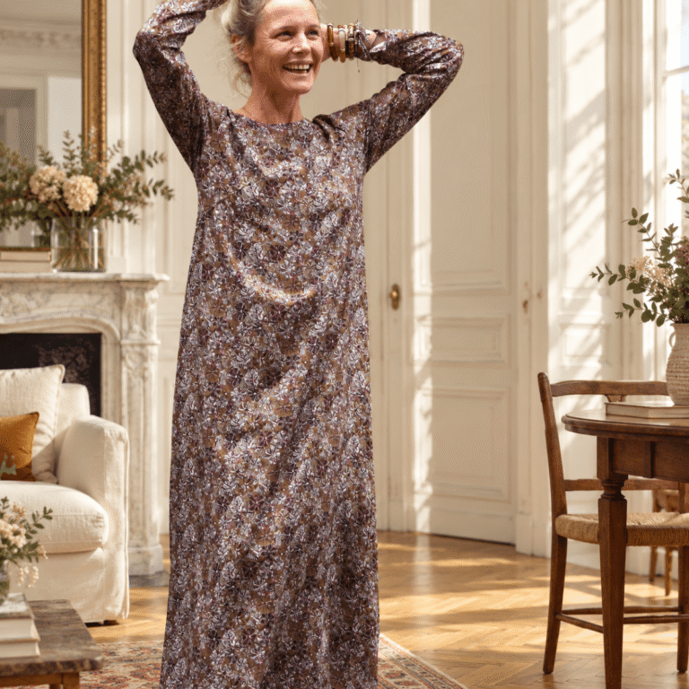 Quintessence - Robe Perrine — Viscose imprimée Lilas des bois – XXL