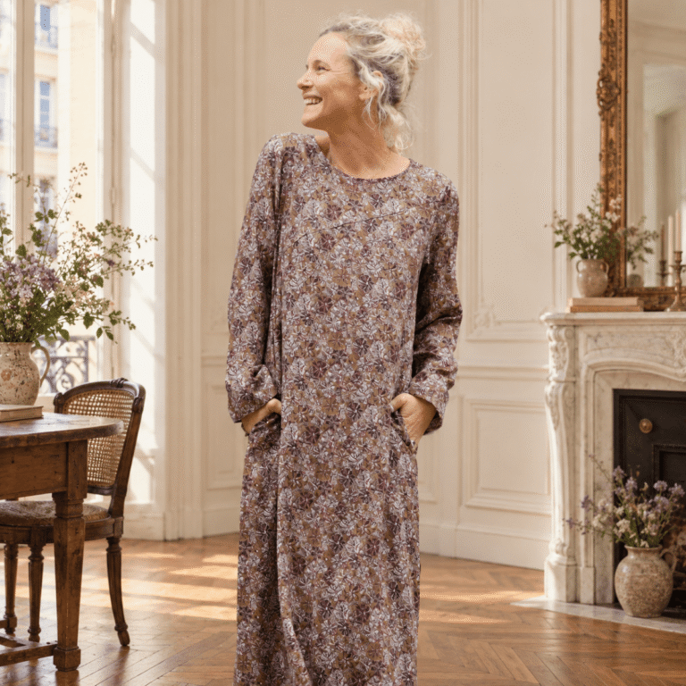 Quintessence - Robe Perrine — Viscose imprimée Lilas des bois – XXL