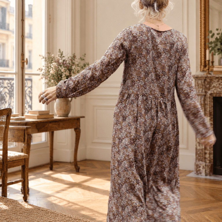 Quintessence - Robe Perrine — Viscose imprimée Lilas des bois – XXL