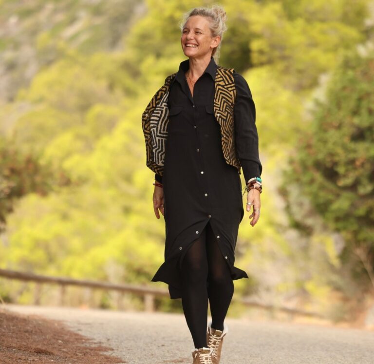 Quintessence - Robe Reine — Modal lavé noir – XXL