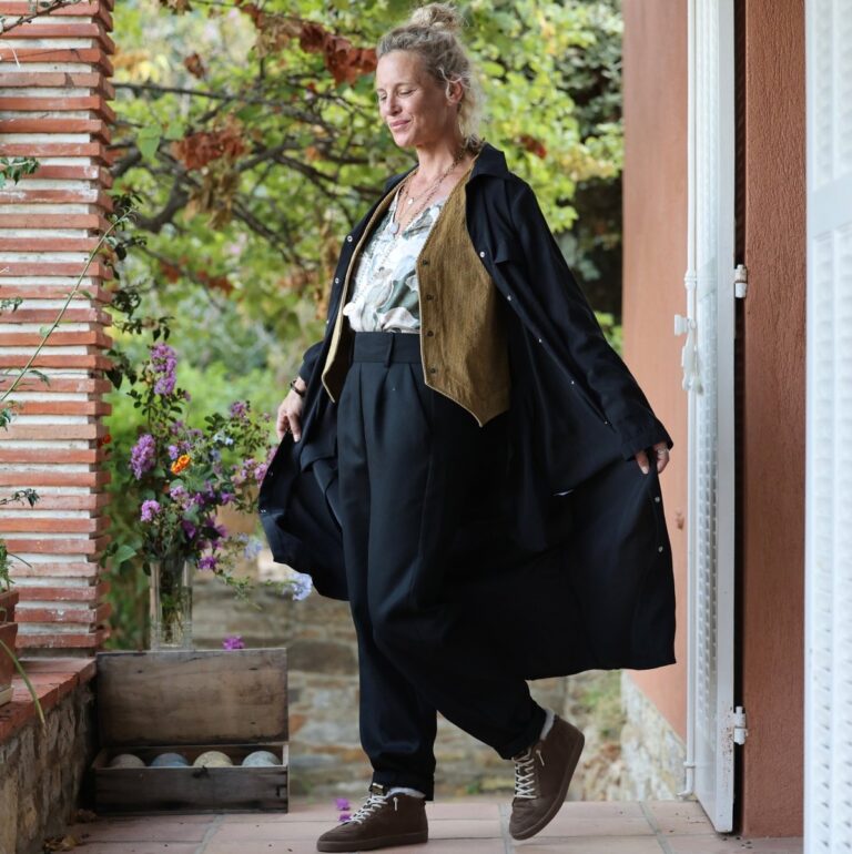 Quintessence - Robe Reine — Modal lavé noir – XXL