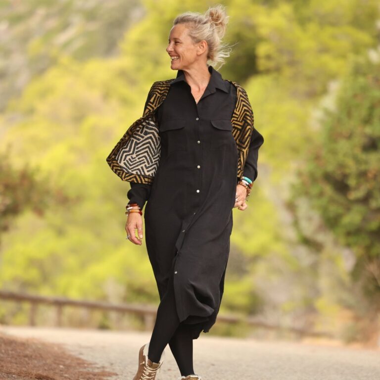 Quintessence - Robe Reine — Modal lavé noir – XXL