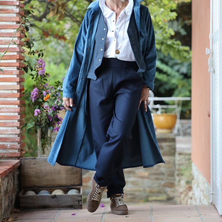 Quintessence - Robe Reine — Velours côtelé bleu officier – XXL