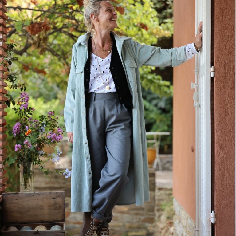 Quintessence - Robe Reine — Velours côtelé vert d'eau – XXL