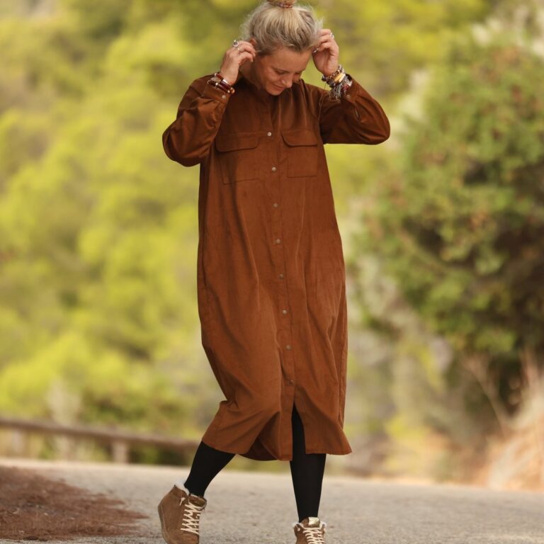Quintessence - Robe Reine — Velours milleraie écureuil – XXL
