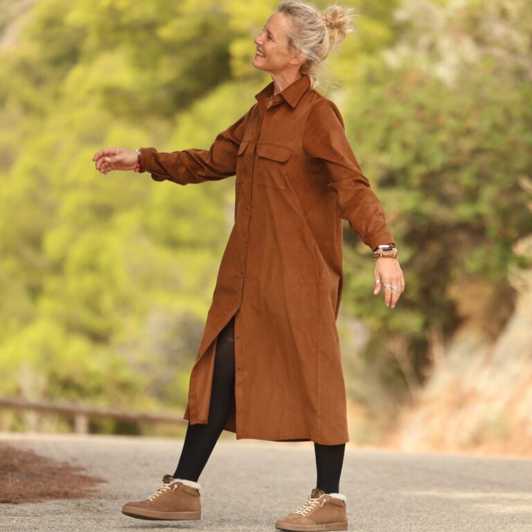 Quintessence - Robe Reine — Velours milleraie écureuil – XXL