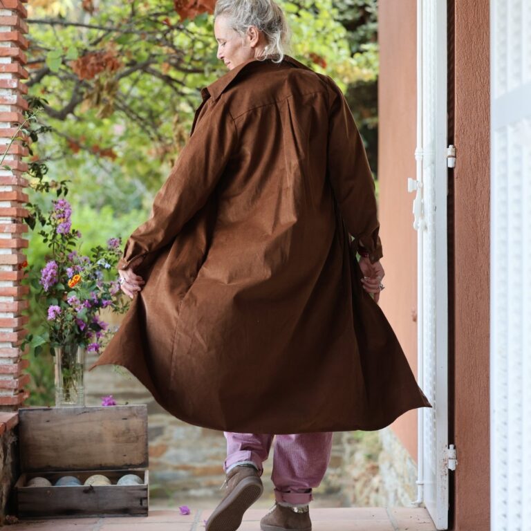 Quintessence - Robe Reine — Velours milleraie écureuil – XXL