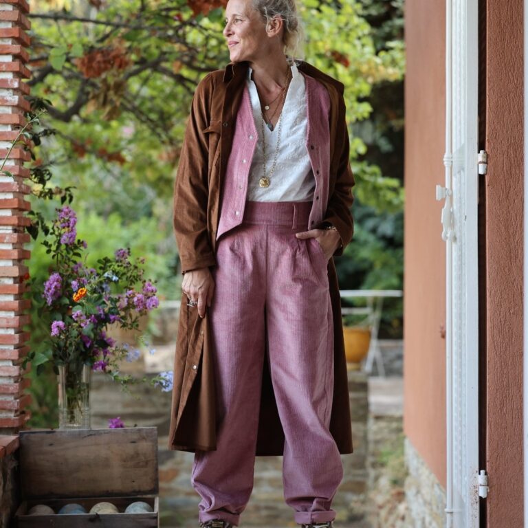 Quintessence - Robe Reine — Velours milleraie écureuil – XXL