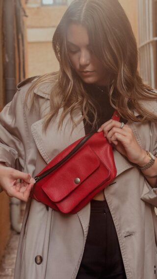 Sac Banane Cuir Rouge par la marque Maison Rottier Maison Rottier - Sac Banane Cuir Rouge