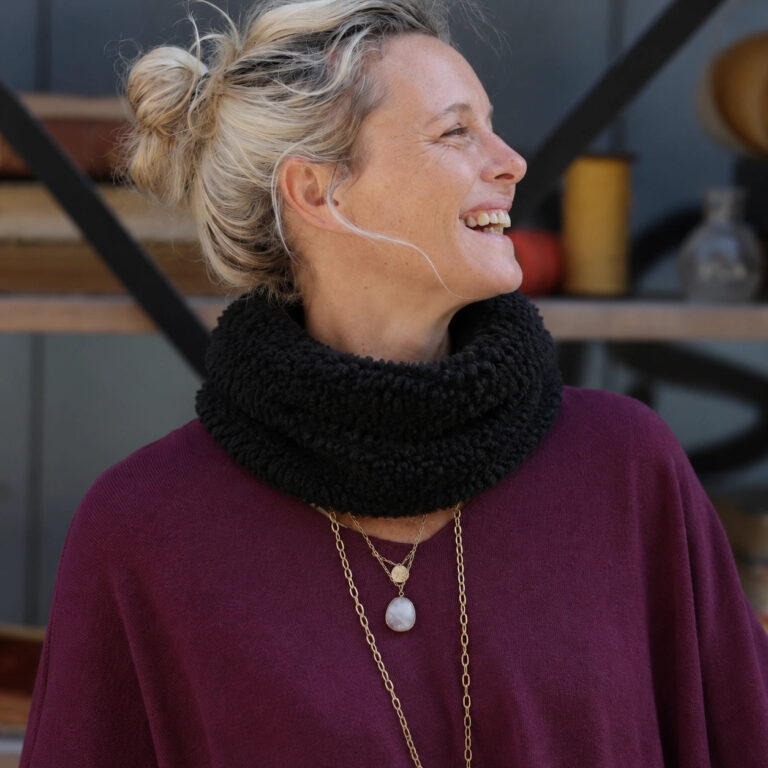 Meta SS25 - Le snood Douillet Nilo - Sherpa noir - hauteur 14cm – Taille unique