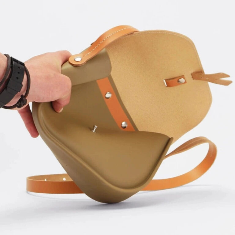 Monébari - Les sacs made in France - Sac à bandoulière - en gomme et cuir - kaki
