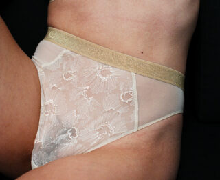 BOTT Lingerie - Tanga Le Crush – Beige Champagne